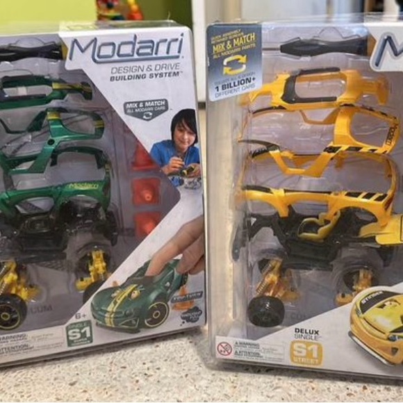 Modarri building cars and case - Picture 3 of 3